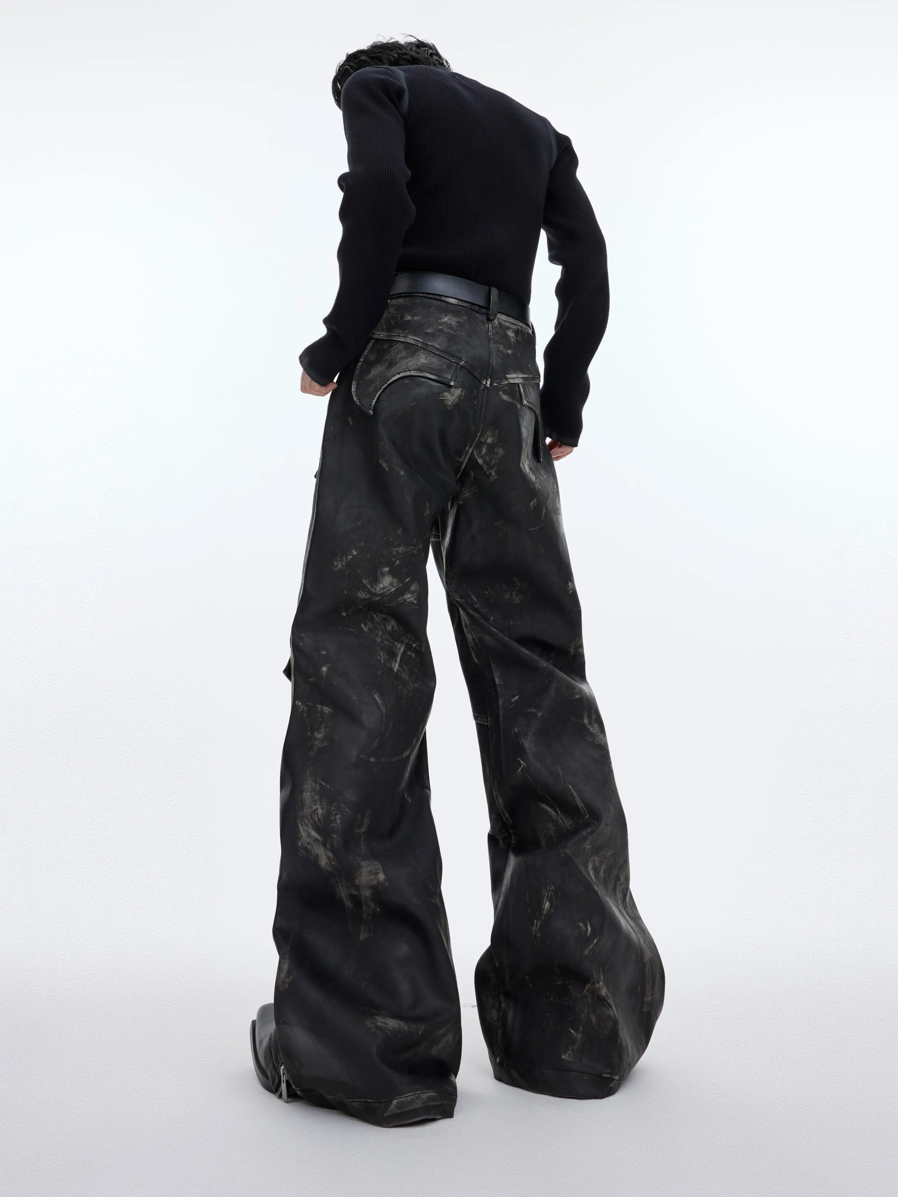 【23s November.】Distressed Faded Leather Trousers