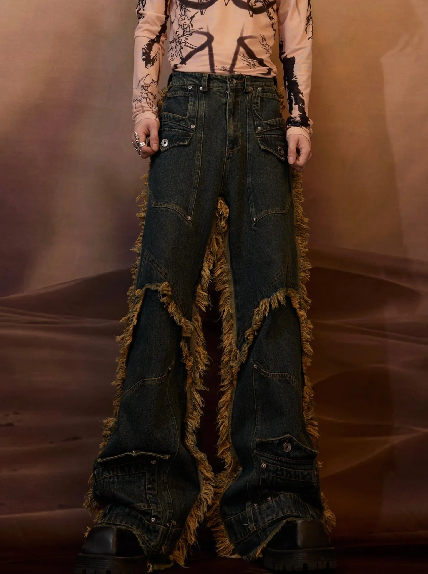 【24s July.】Distressed Rivet Raw Edge Fringed Jeans