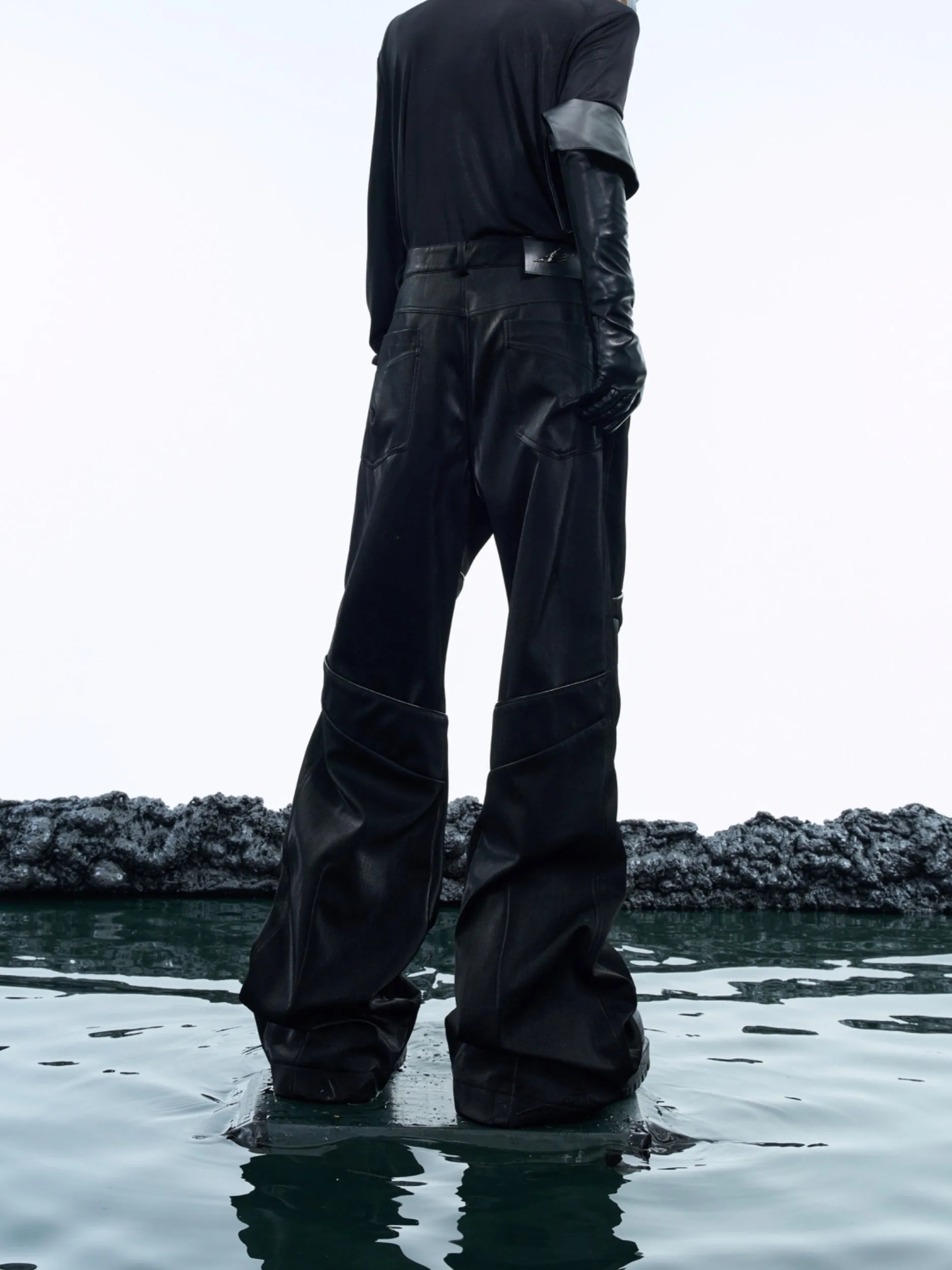 【24s Nov.】Wrinkle-Effect Loose Leather Pants