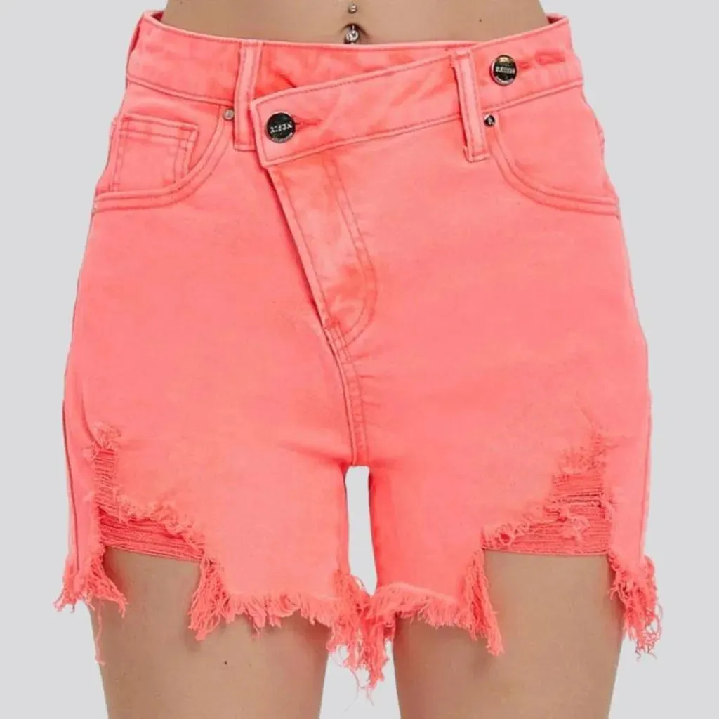 Asymmetric-waistline denim shorts for ladies