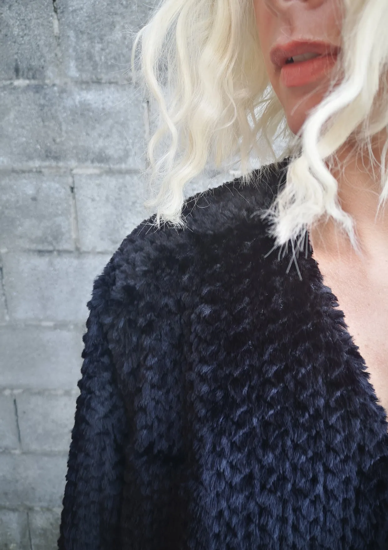 CARDIGAN - FAUX FUR black