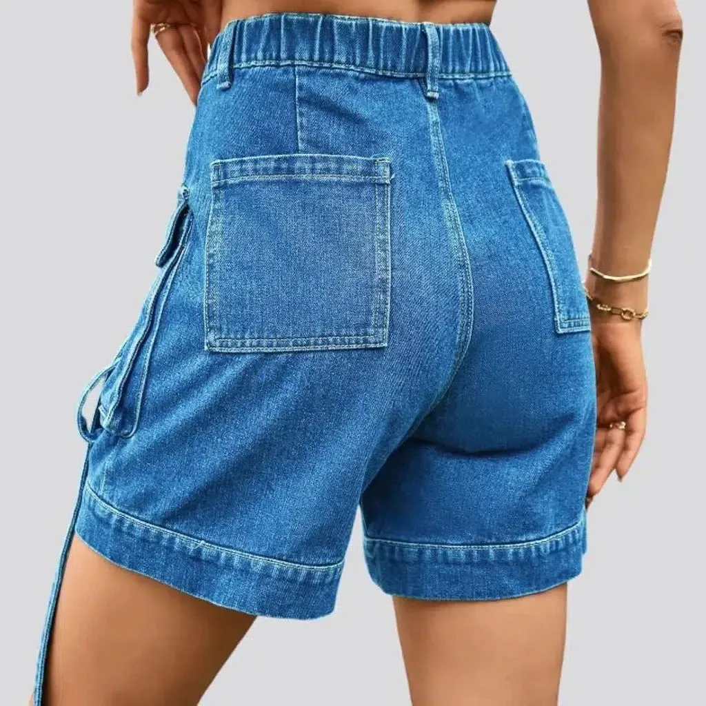 Cargo pocket-straps jeans shorts