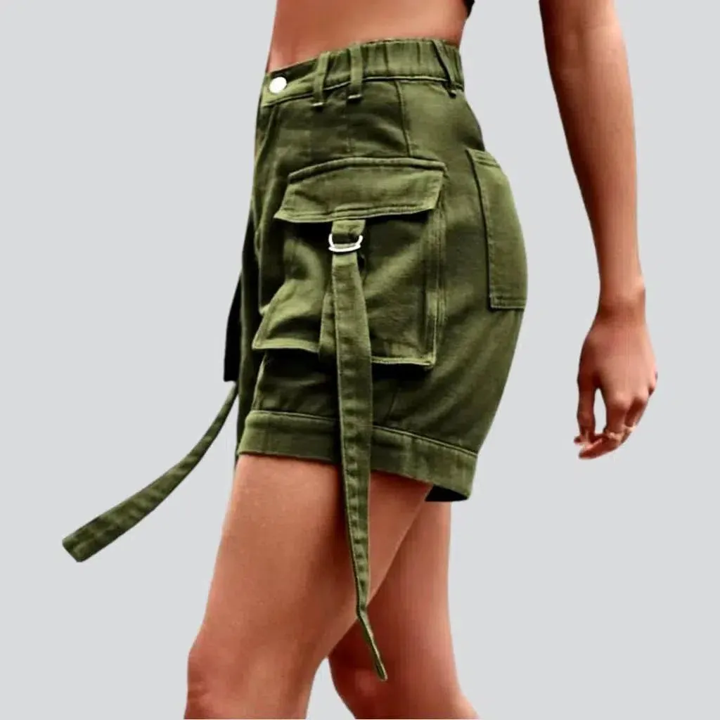 Cargo pocket-straps jeans shorts