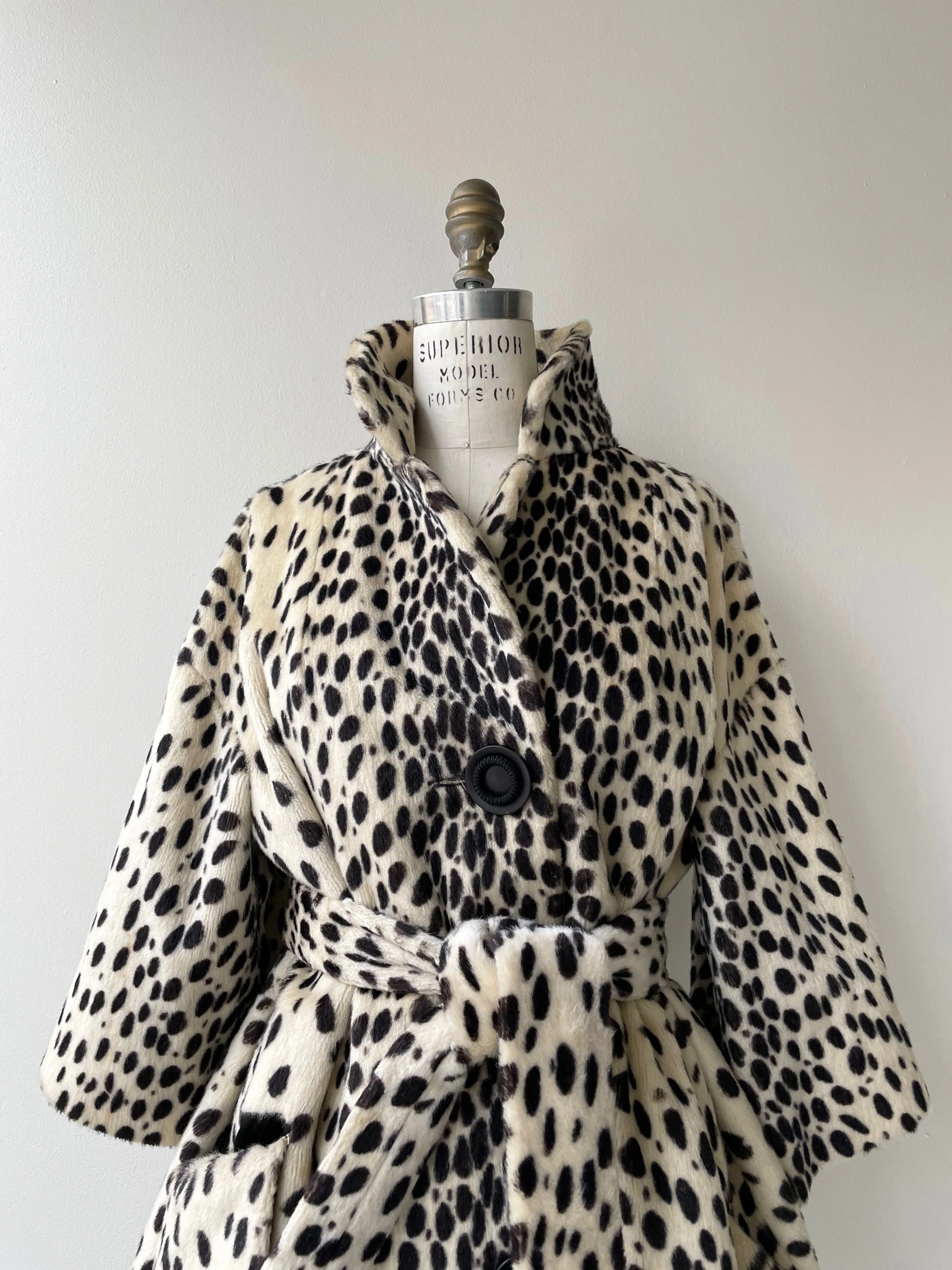 DeMilo 1960s Cheetah Coat