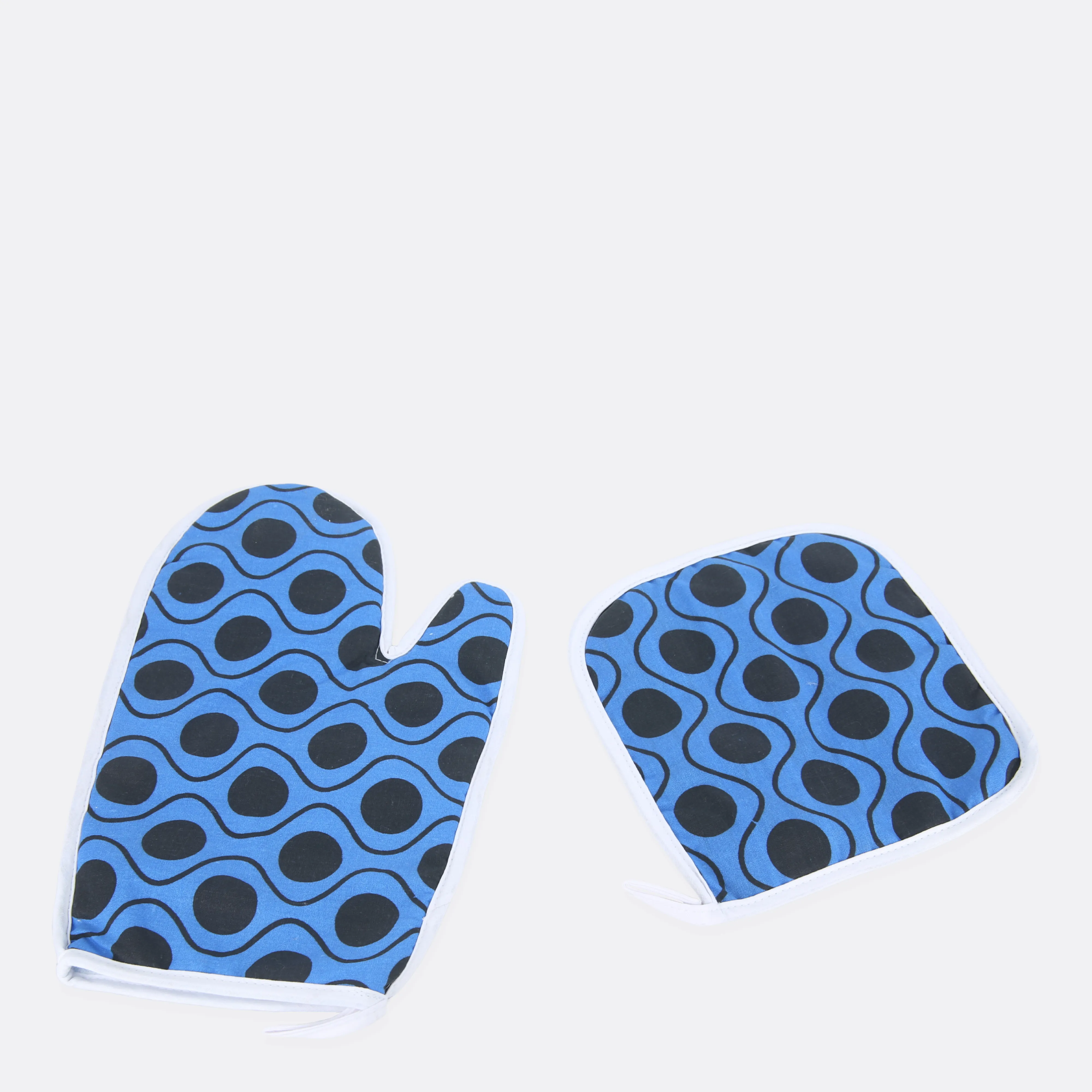 Indigo Oven Mitts and Pot Holders With Hooks