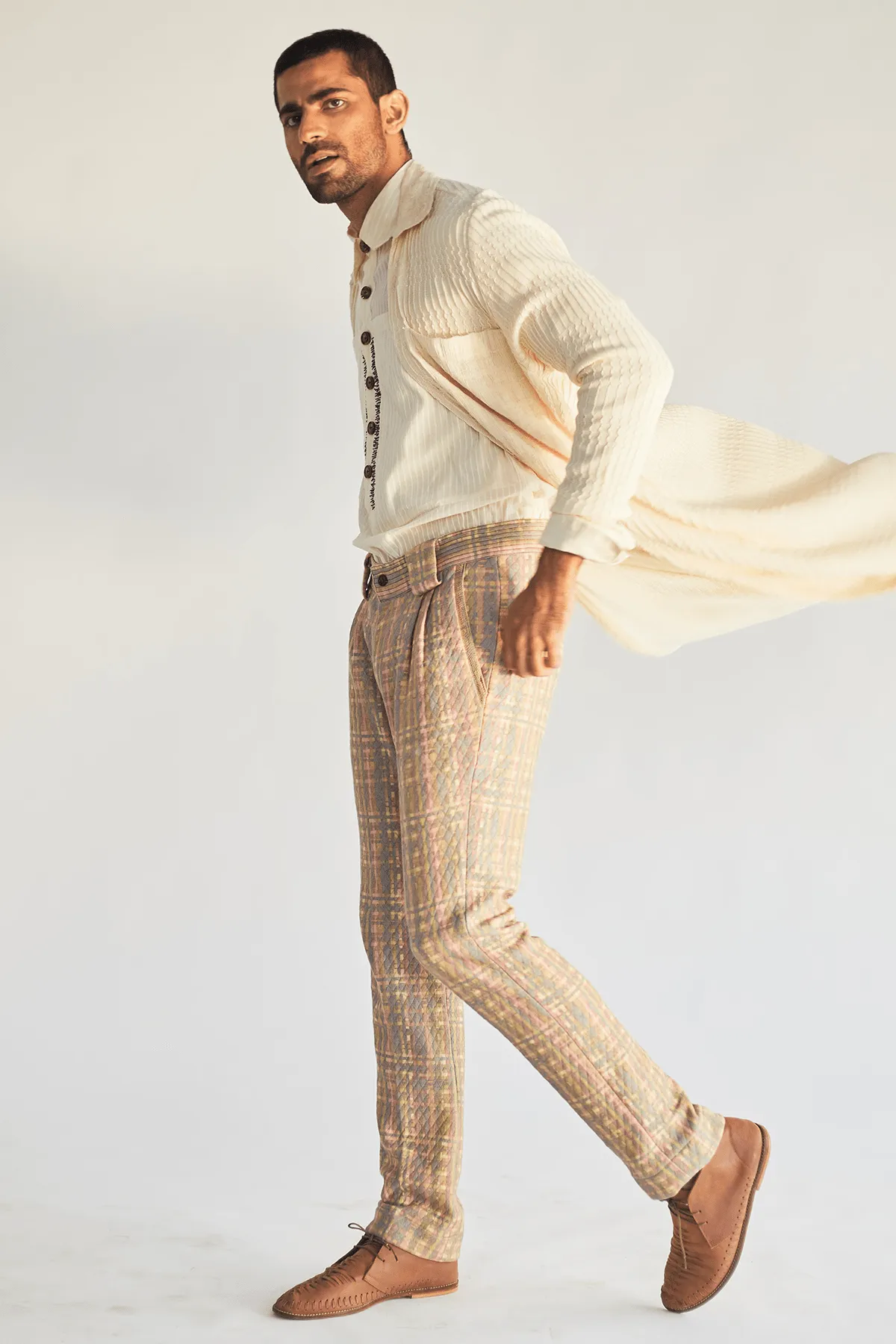 Ivory Long Shirt Jacket with Shirt and Mesh Faded Print Pants