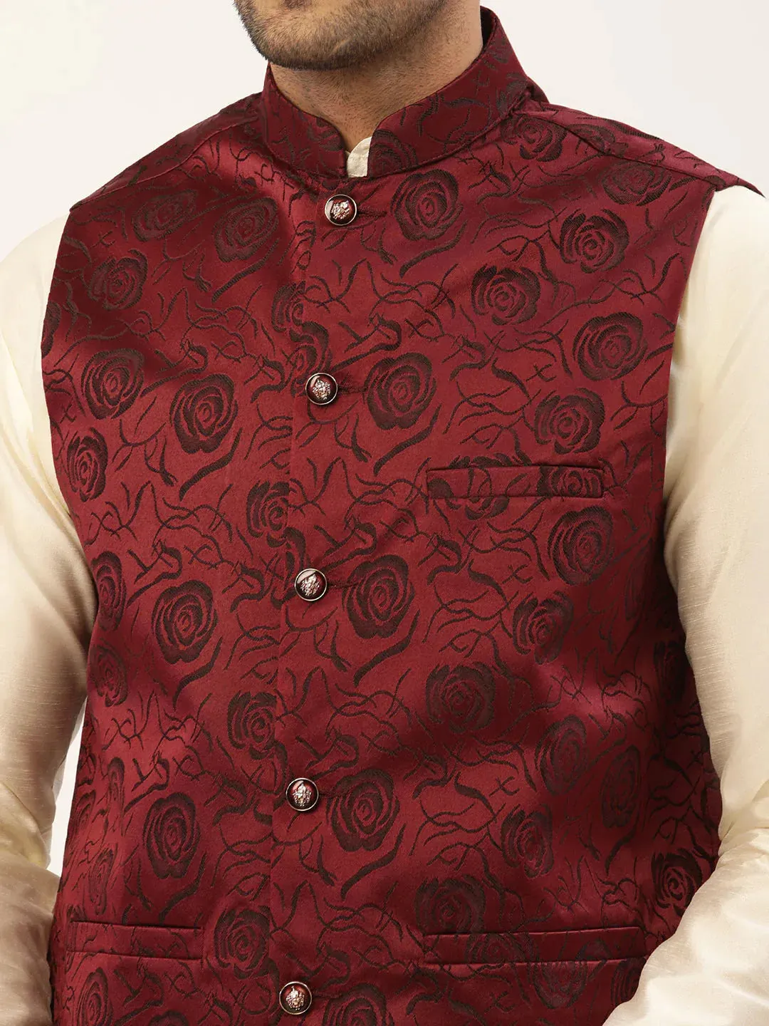 Men'S Solid Kurta Pyjama With Maroon Floral Embroidered Nehru Jacket