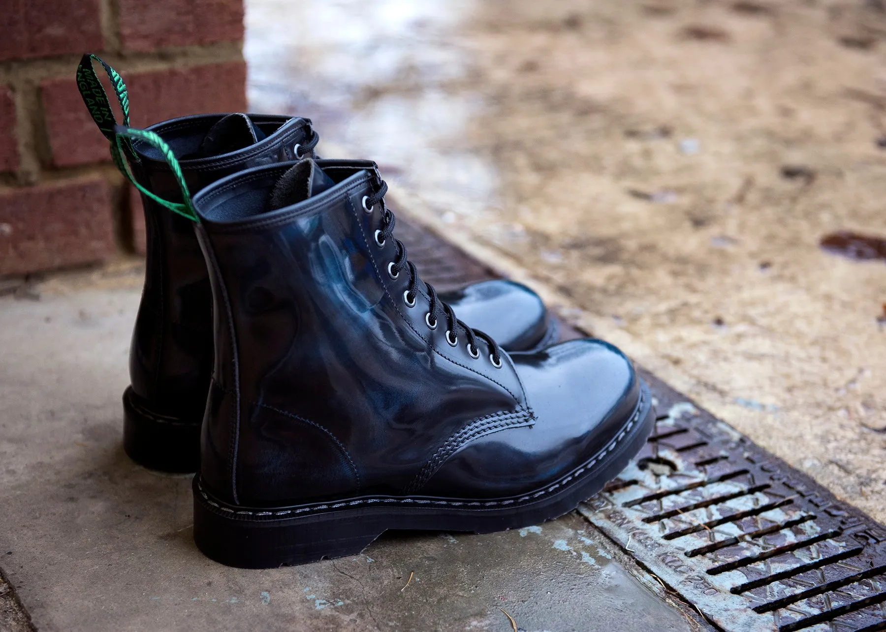 Navy Rub-Off 8 Eye Derby Boot