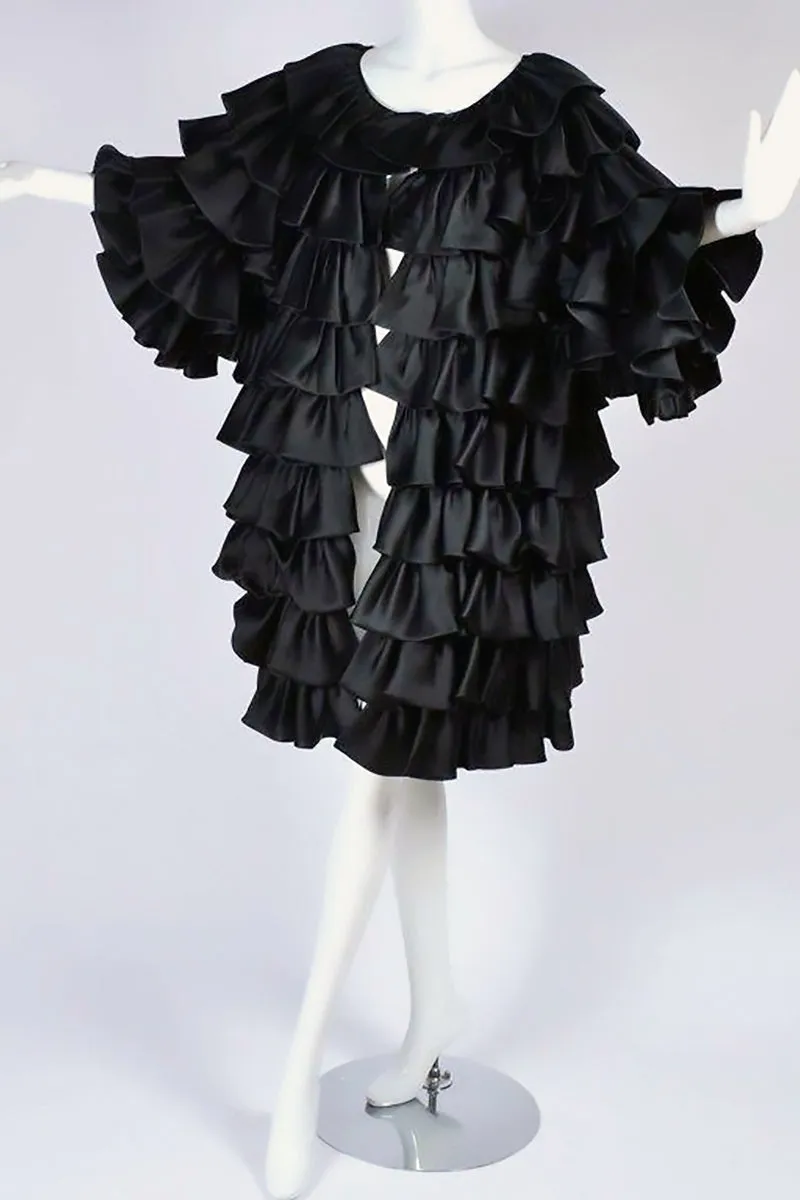 Oscar de la Renta Vintage Ruffle Evening Coat in Black Size Medium