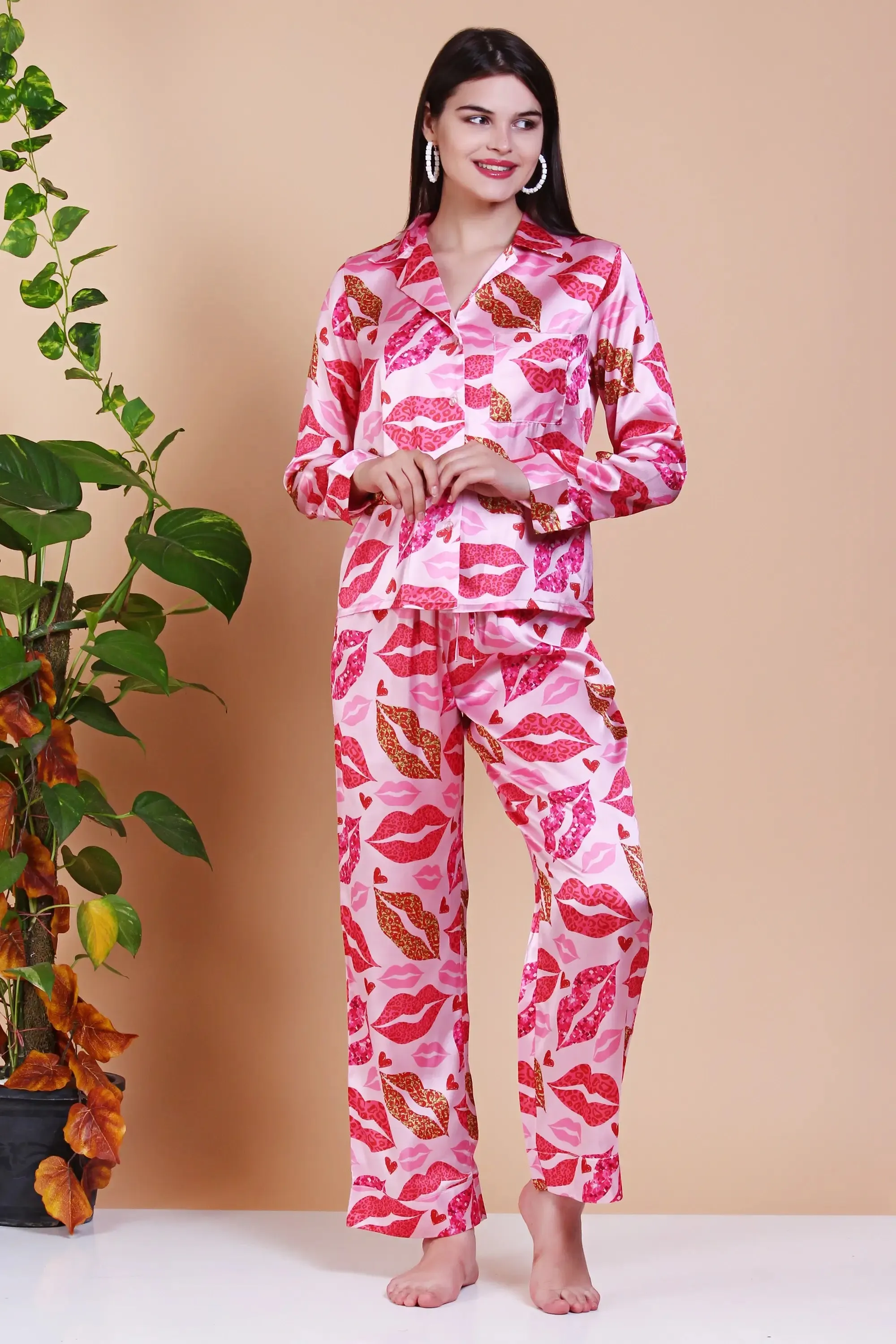 Pink Kiss Lips Women's Soft Pajama Sets Long Sleeve Shirt And Pant Sleepwear