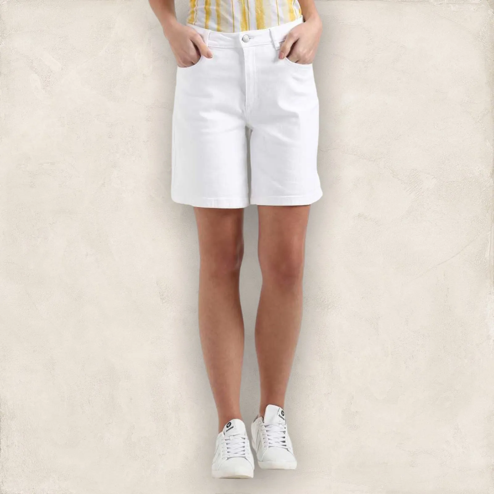 Pomodoro White Stretch Cotton Shorts  UK 16  US 12 EU 44 BNWT RRP £59.95