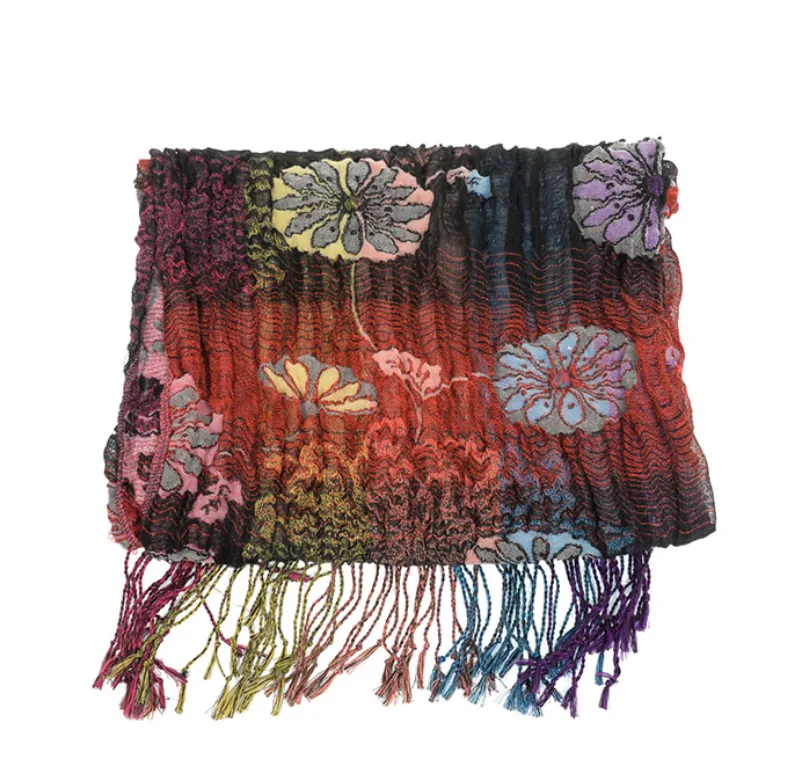 Ruby Scattered Daisy Scarf