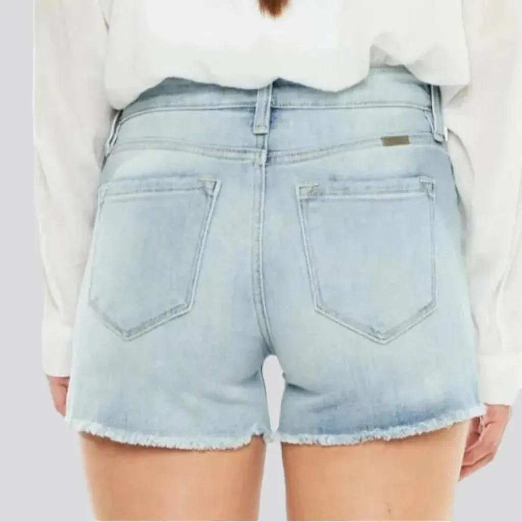 Straight tall-waisted jean shorts for ladies