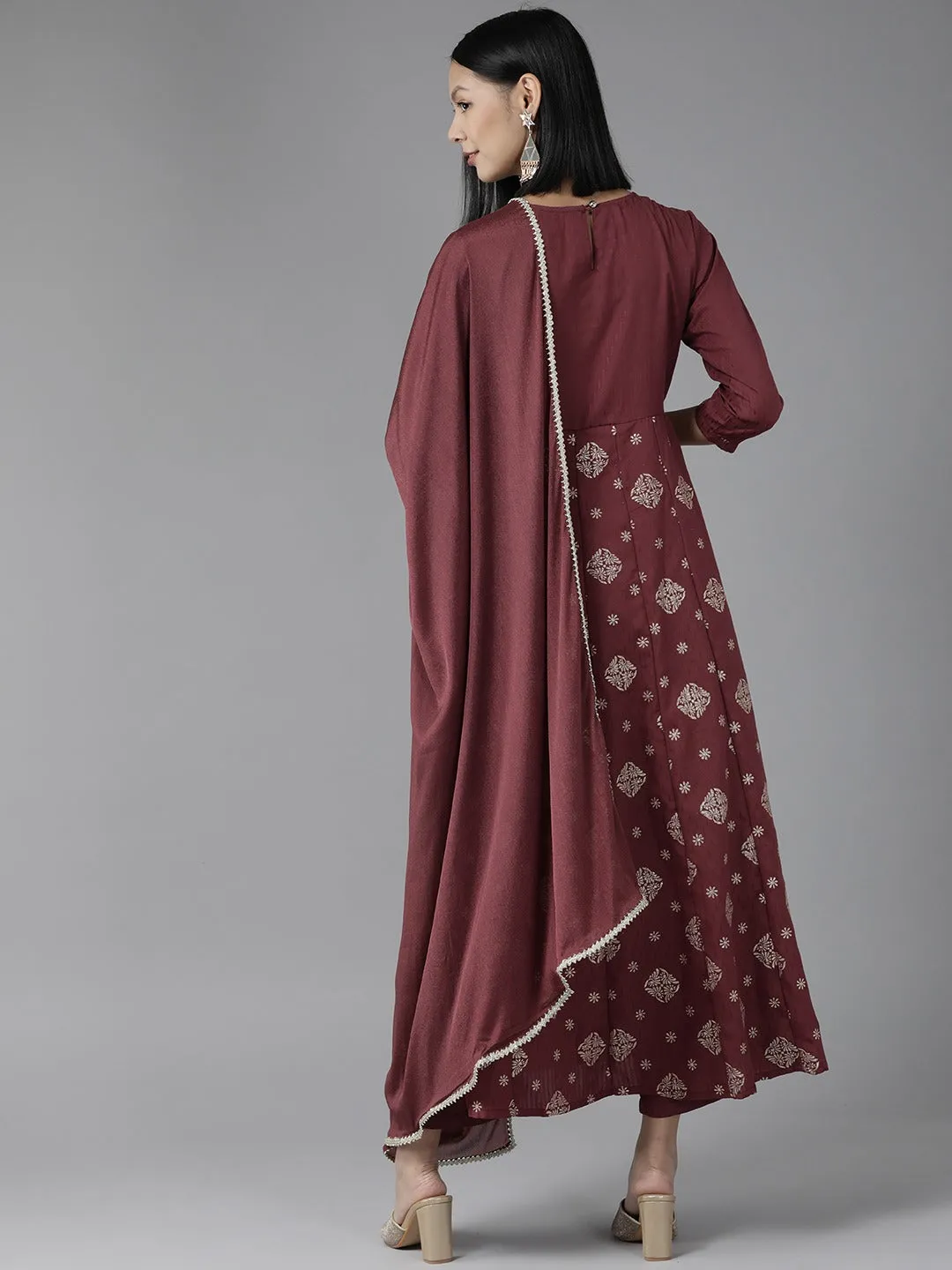 Women Burgundy Poly Rayon Dobby Kurta Set With Dupatta