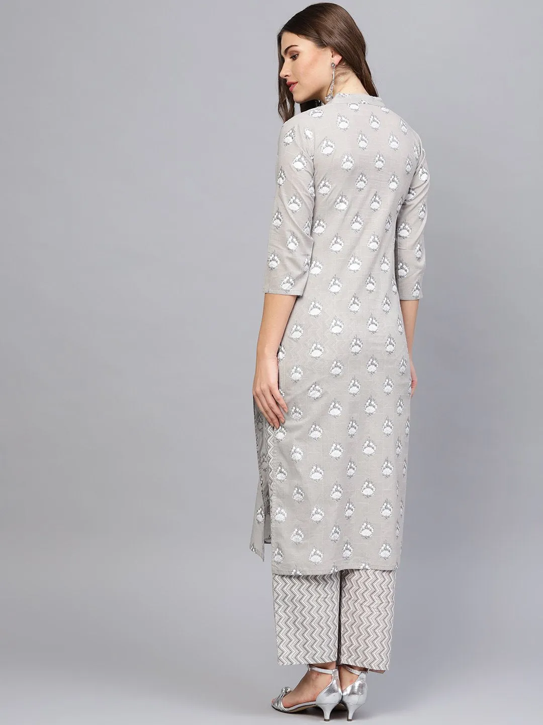 Women Grey & Off-White Printed Kurta With Trousers