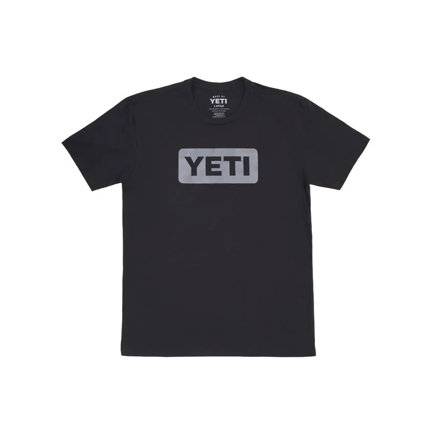 YETI LOGO BADGE SHORT SLEEVE T-SHIRT